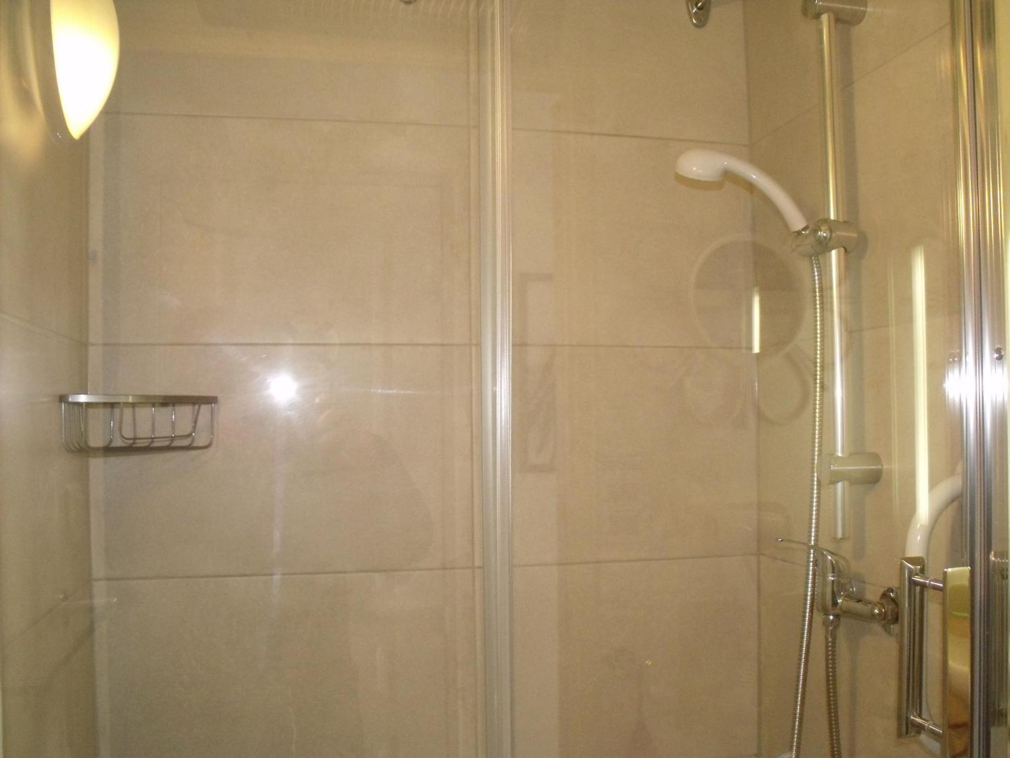 Appartement T2, 7 Jours Minimum, Climatise, 3 Etoiles, 40M2 ,Parking Prive, Mer 300M, Wifi, Piscines, Tres Propre, Ascenseurs, En Etage Le Grau-du-Roi Ngoại thất bức ảnh